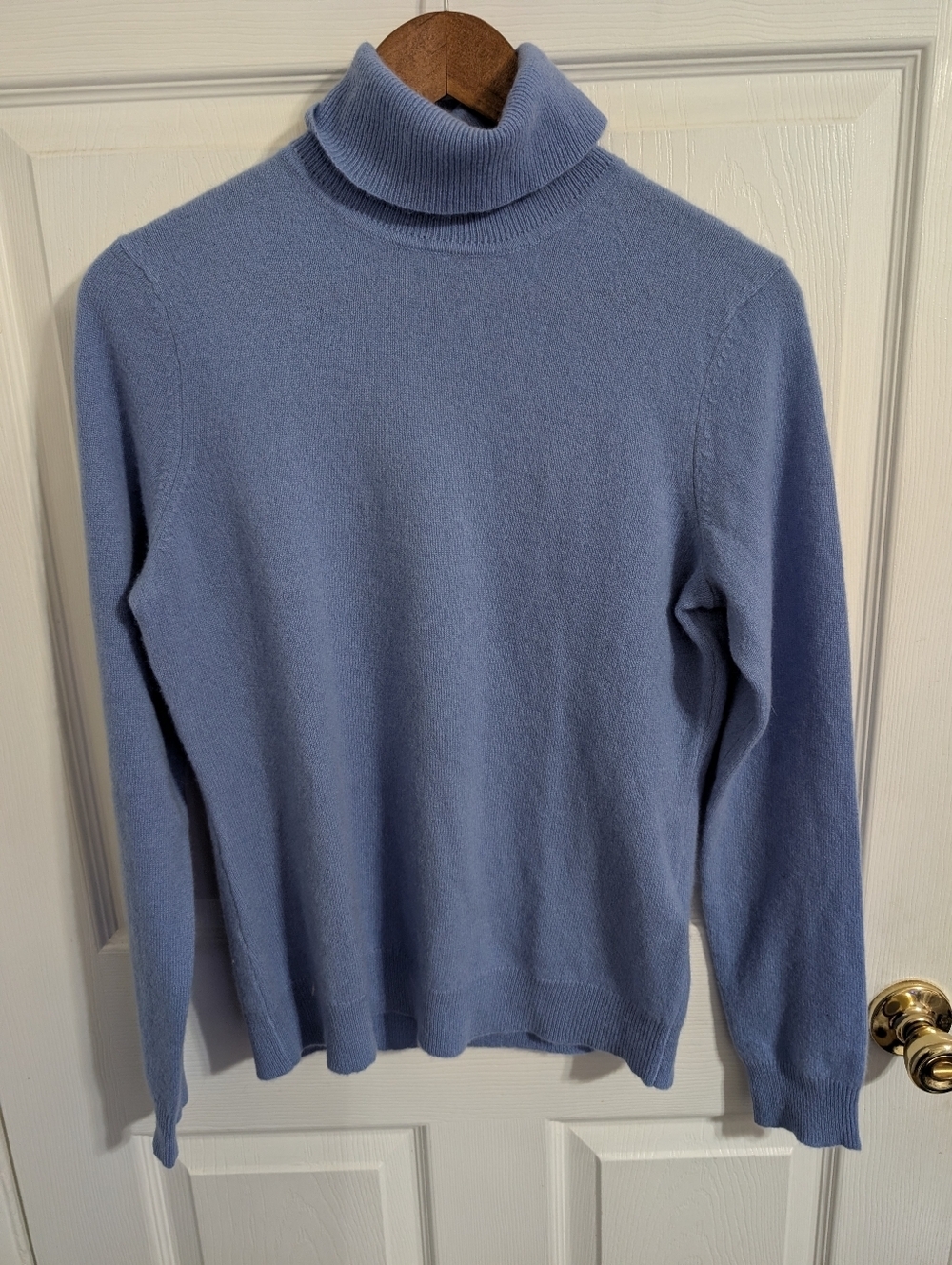 Lord & Taylor Womens Cashmere Sweater Blue Turtleneck Long Sleeve Size Medium